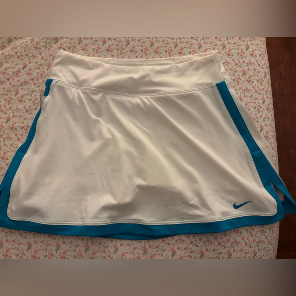 Nike White and Blue Tennis Skirt